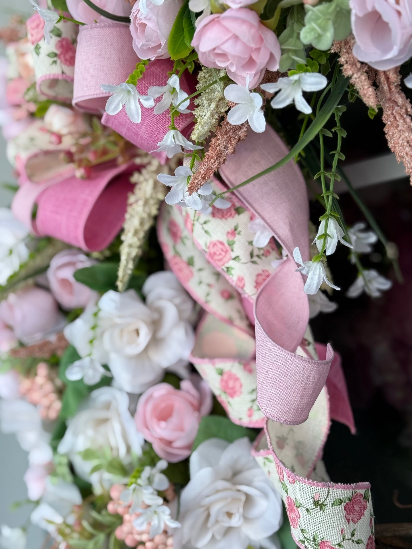 Beautiful Floral Grapevine